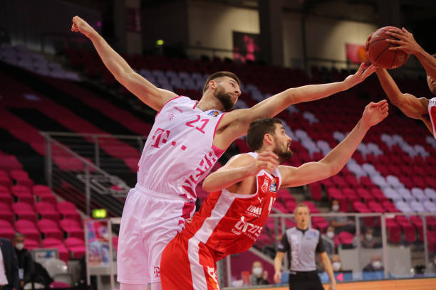 也反映出欧 也反映出欧